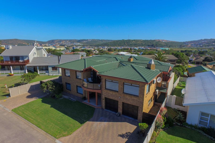 7 Bedroom Property for Sale in Bayview Western Cape